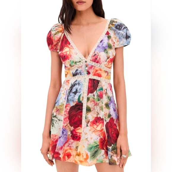 Alice + Olivia Dresses & Skirts - NWT | Alice + Olivia Floral Mini Dress | Size 6 | Multicolored | Lace Detail